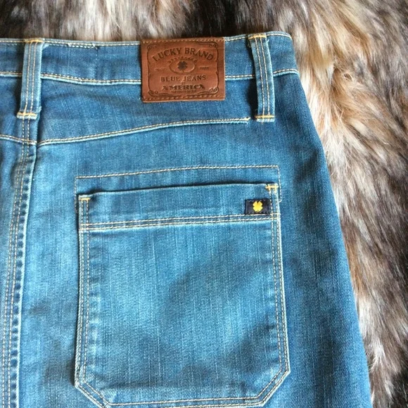 Lucky Brand *NWT* Women's Fairview Button Front Jean Skirt - Picture 4 of 9